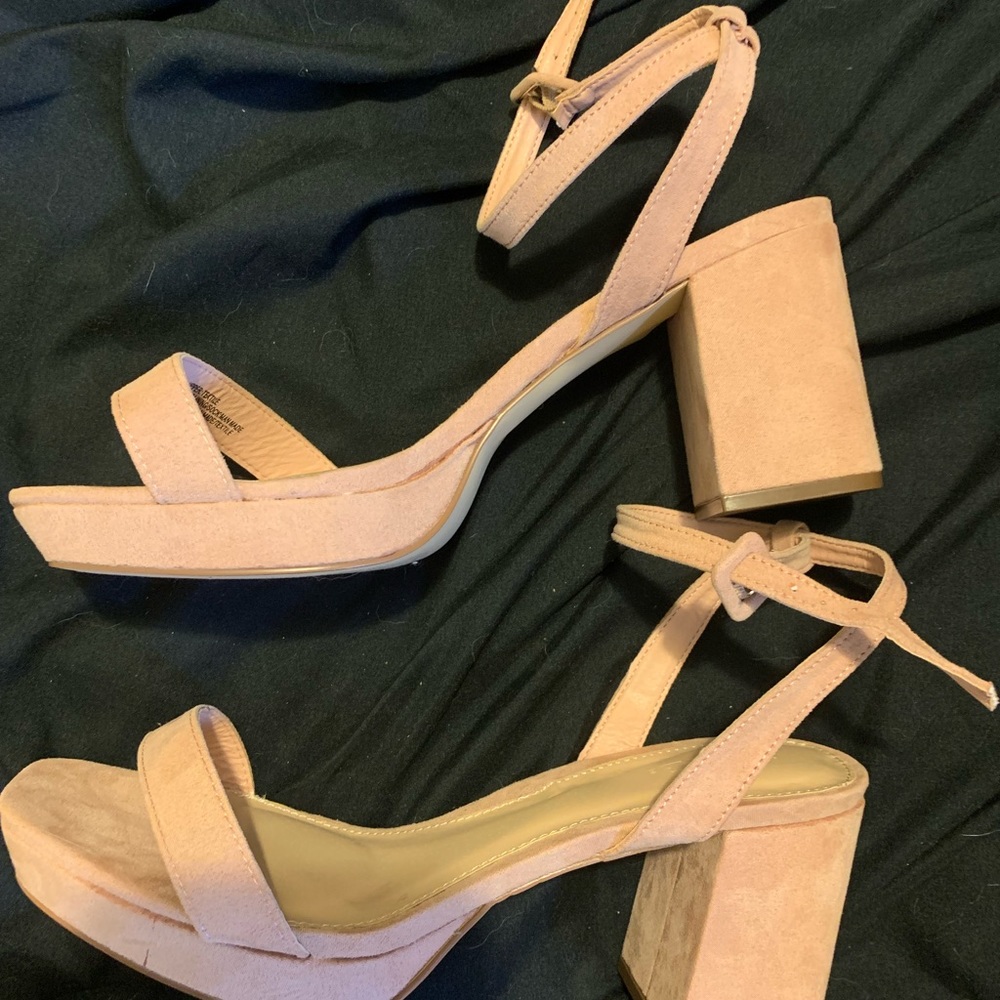 JustFab Pale Pink Chunky Heeled Sandals